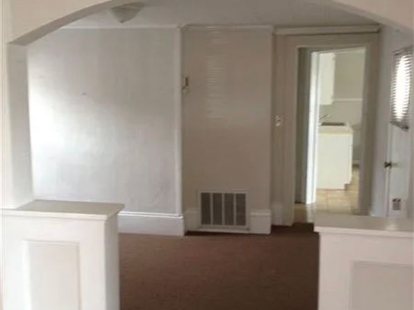600 Hart St