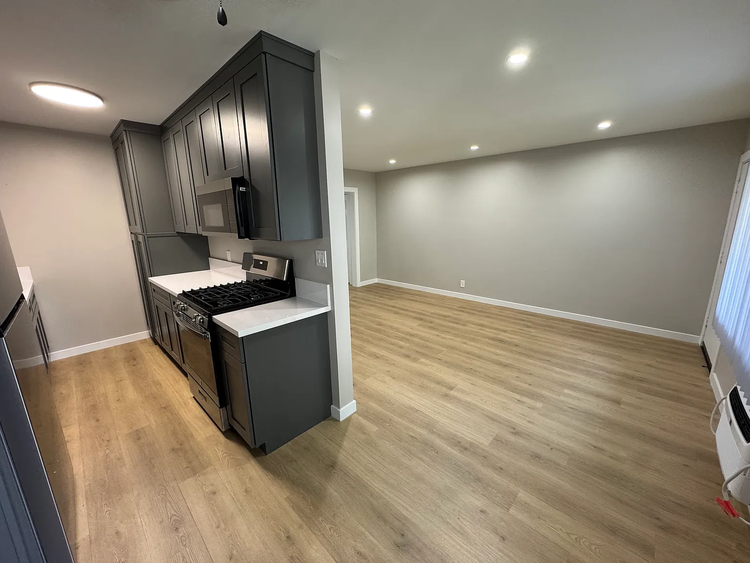 1 bed, $2,145 — Photo 4