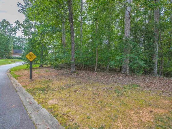 225 Yorkswell Ln, Greenville, SC 29607