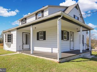 317 Forgedale Rd, Fleetwood, PA 19522