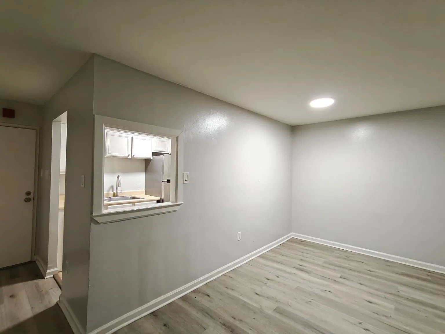 4891 Stenton Ave — Photo 2