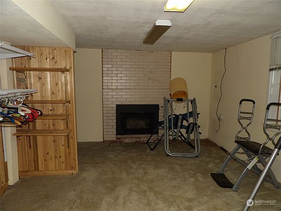 3rd image of 2514 N Lafayette