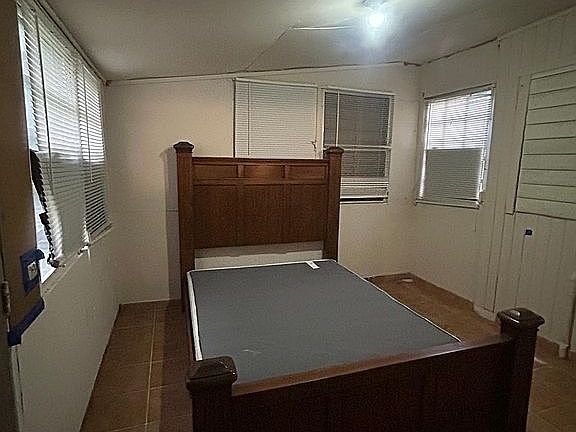 5th image of 7442 Agustin Ramos Ave #B