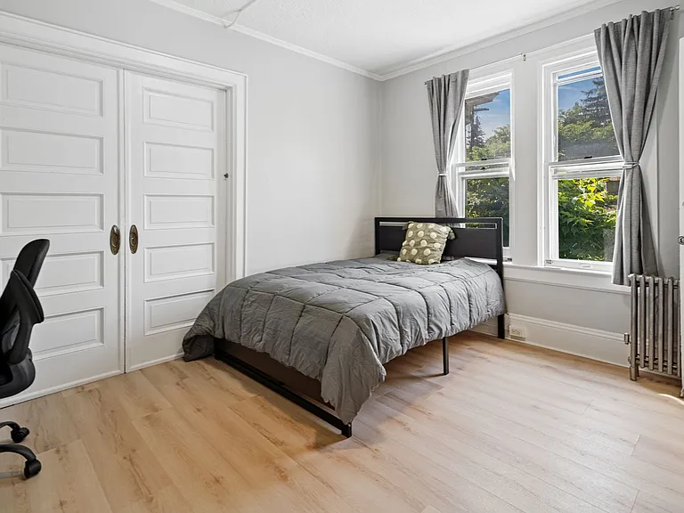 202 Stewart Ave — Photo 6
