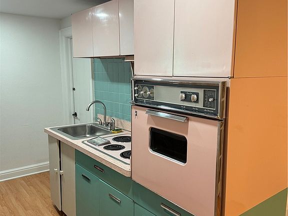 4th image of 80 Delaware Rd #3