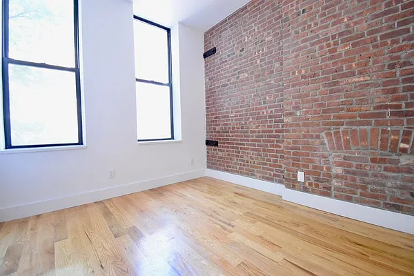 Rented by Skyward | media 16