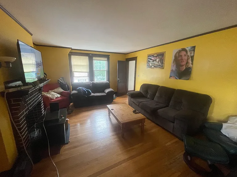 17 Cufflin St — Photo 3