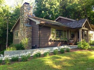 2 Mountain Farm Rd, Tuxedo Park, NY 10987