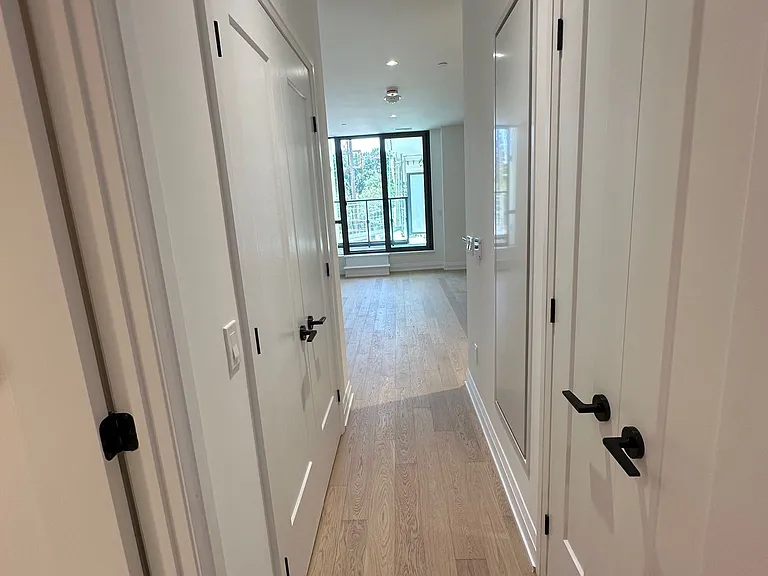505 Glencairn Ave #231 — Photo 4