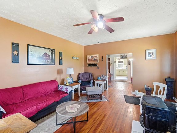 5th image of 1129 Watkins Rd