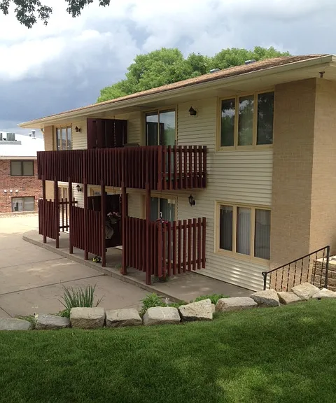 127 Wedgewood Dr #127 — Photo 3