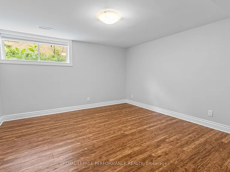 3B Birchwood Dr — Photo 12