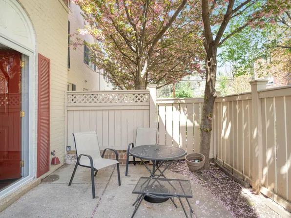 1313 N Van Dorn St, Alexandria, VA 22304