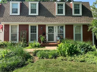 9104 W 91st Ter, Overland Park, KS 66212