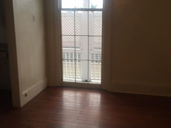 3rd image of 2318 Constance St APT 5