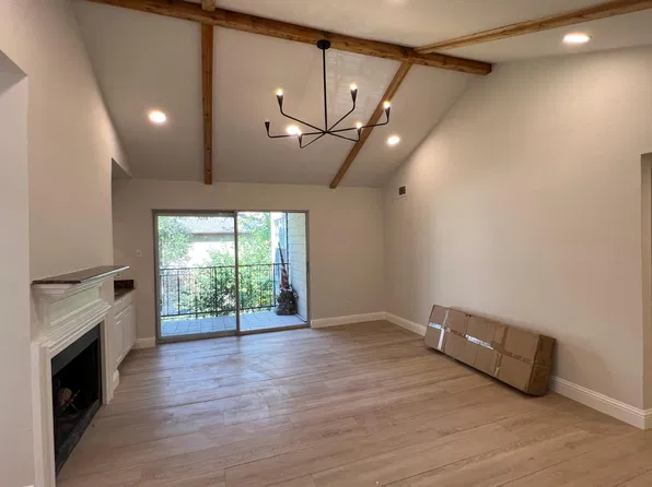 5300 Keller Springs Rd, Dallas, TX