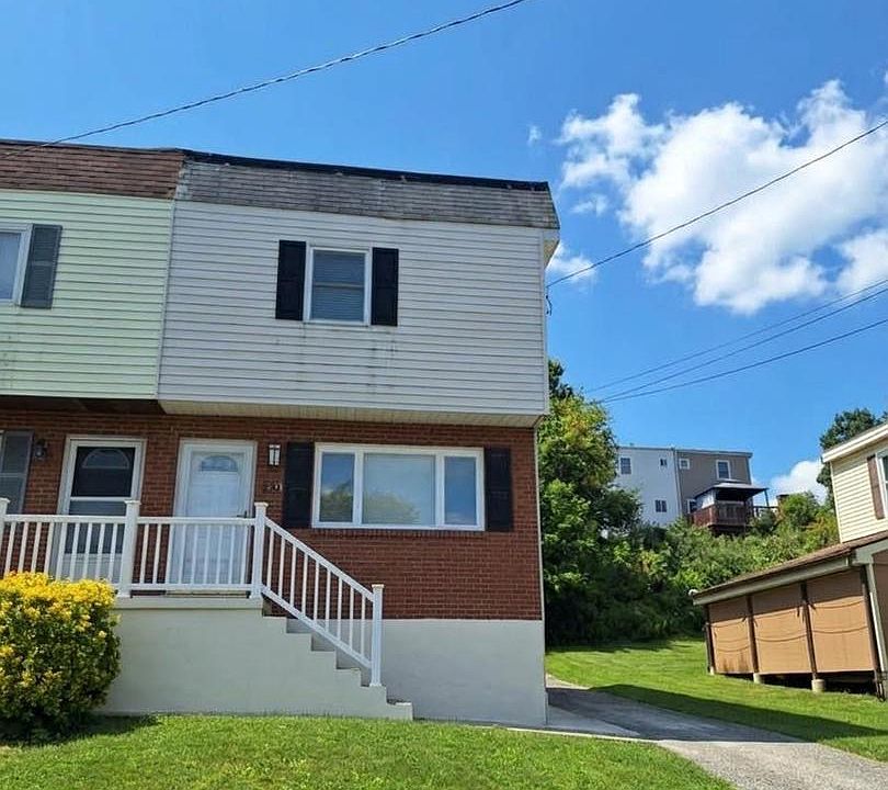 1st image of 838 Erford Rd