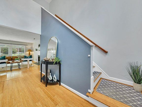 4th image of 6321 Otter Park Ct