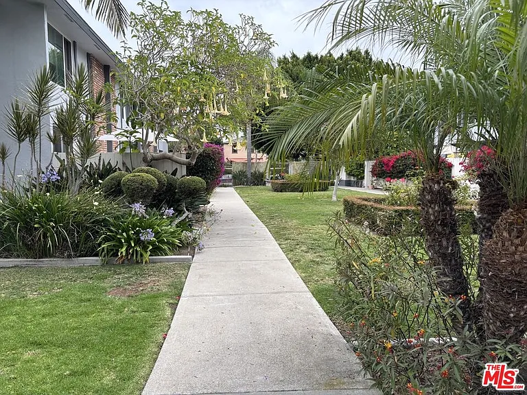 5215 Sepulveda Blvd #21B — Photo 24