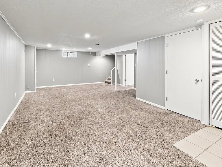 7517 Spring St — Photo 23