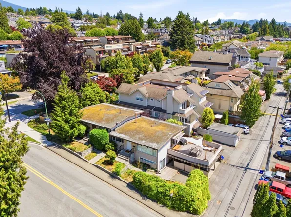 342 Saint Georges Ave #338, North Vancouver, BC V7L 3G9