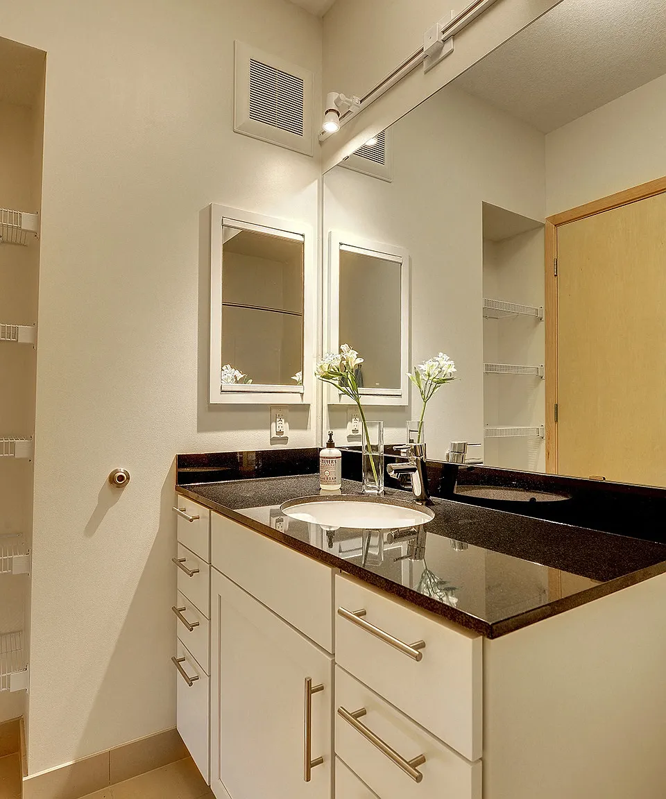 Coze Flats — Photo 3