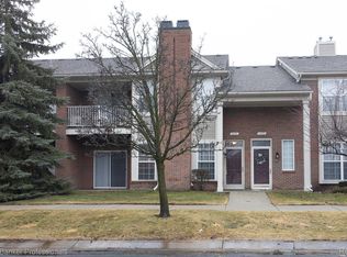 15402 Cornell Dr, Clinton Township, MI