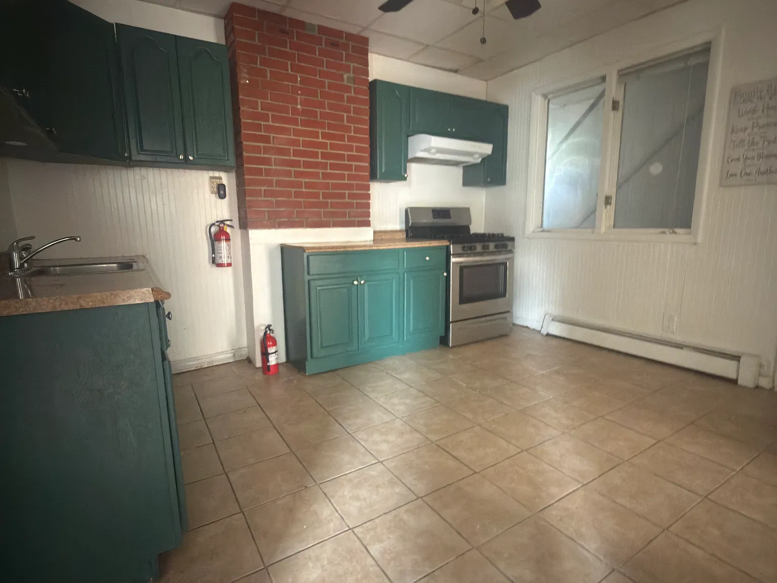 2 bed, 845 sqft, $2,200 — Photo 3