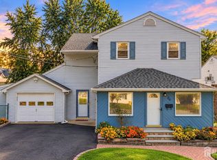 26 Dayton Rd, Parsippany, NJ 07054