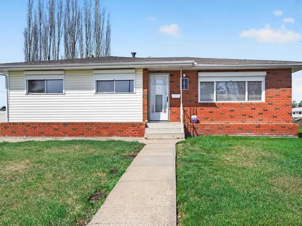 13916 61st St NW, Edmonton, AB T5A 1P2