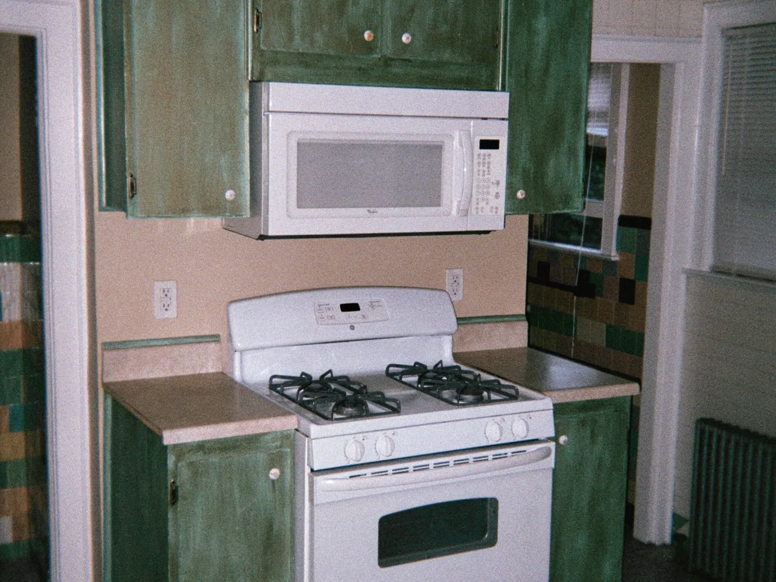 2 bed, $2,200 — Photo 2