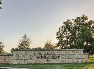 909 Yellow Bark Ct, Fredericksburg, TX 78624