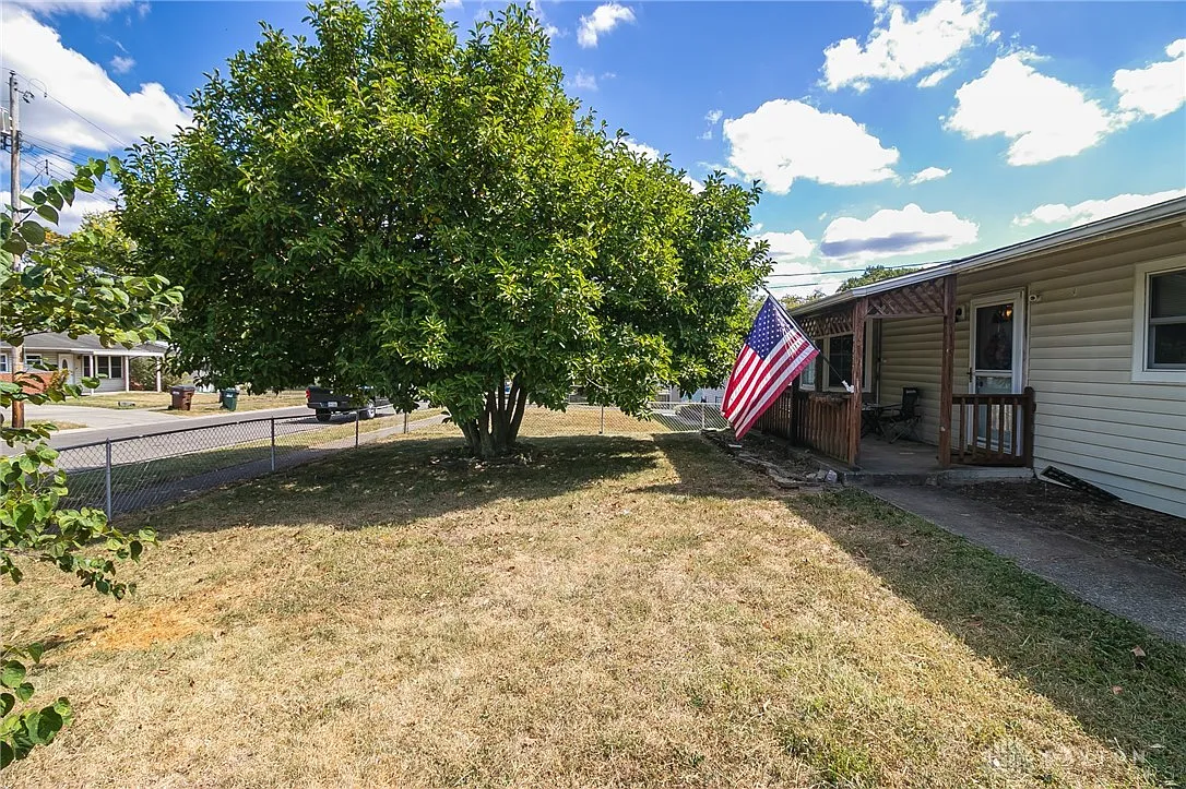 2637 Wenning Rd photo 1