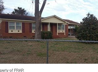 481 Warmsprings Dr, Fayetteville, NC 28303