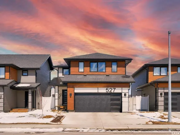 527 Keith TURN, Saskatoon, SK S7V 0Y1