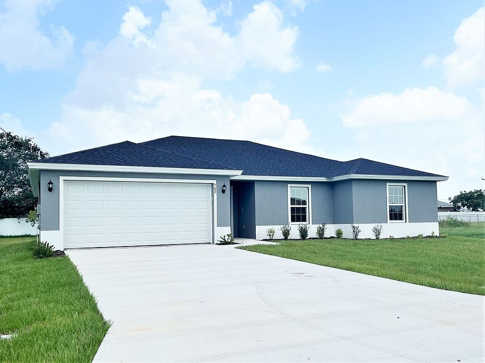 1st image of 502 NW 1st Pl