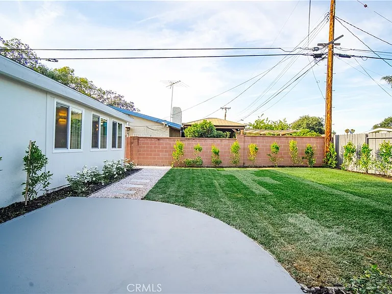 236 Mission Dr — Photo 33