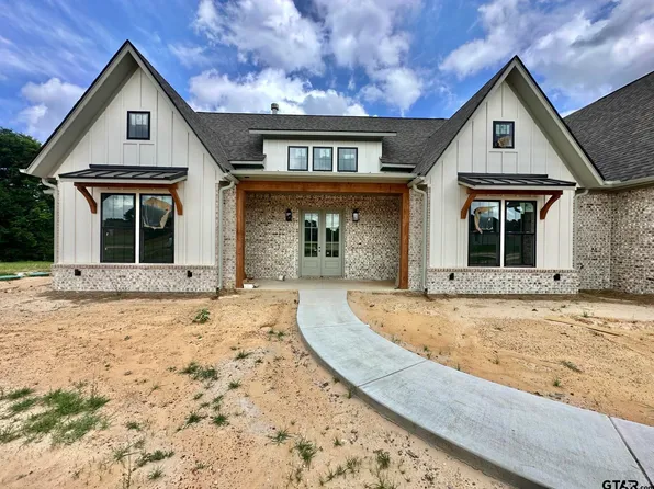 159 Mila Ln, Gladewater, TX 75647