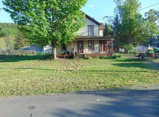 6 Park Ave, Hartwick, NY 13348