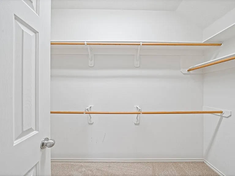 6423 Bonnie Chase Ln — Photo 23