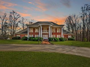 13675 Cogburn Rd, Milton, GA 30004