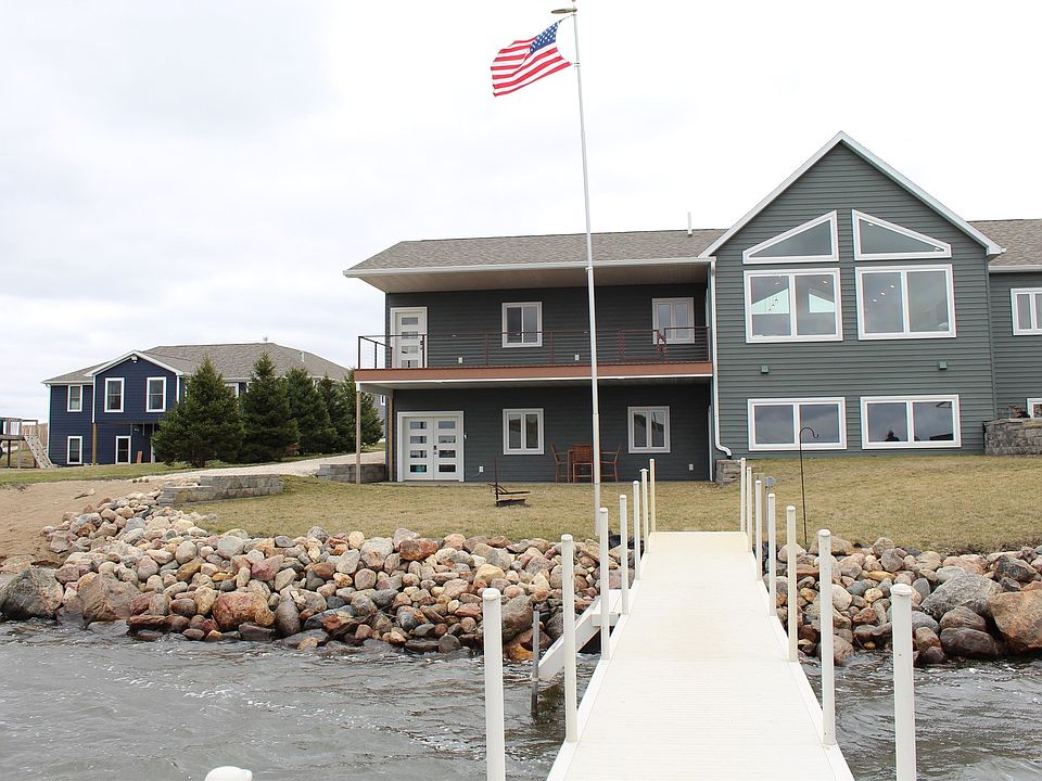 1st image of 34715 Island View Ln