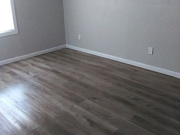 3rd image of 509 Lindy Ave