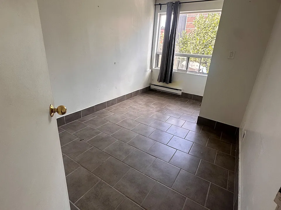 120 Spencer Ave #5