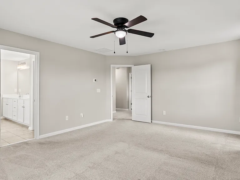 5009 Glenellen Way — Photo 21