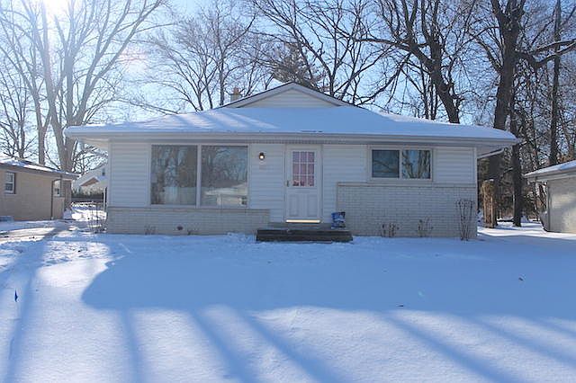 1st image of 6601 W Leroy Ave