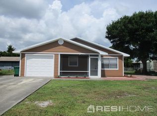 4803 Seagrape Dr, Fort Pierce, FL 34982