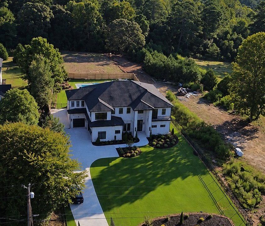 1st image of 3425 Thompson Mill Rd