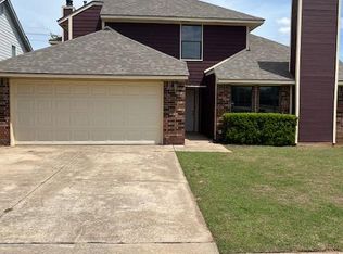 301 Colony Dr, Norman, OK 73072