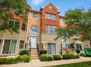 17949 Fountain Cir, Orland Park, IL 60467